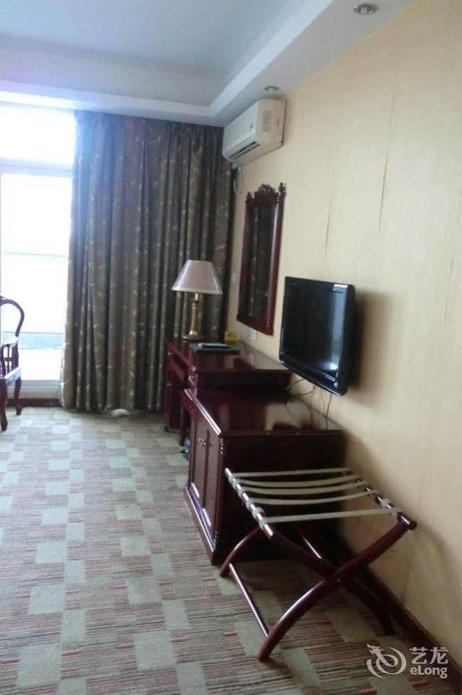 Huayu South City Hotel Wenjiang Dış mekan fotoğraf